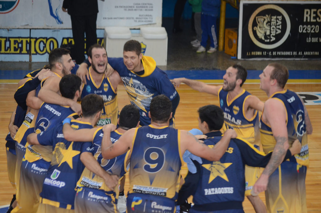 Atenas vs La Union