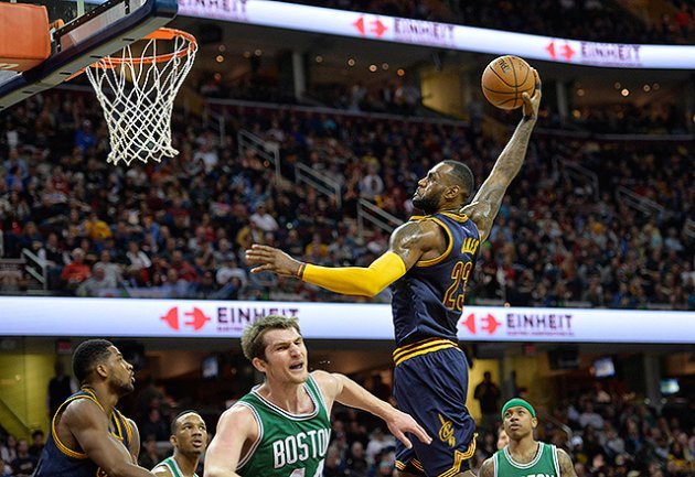 Boston Celtics vs Cleveland Calaviers