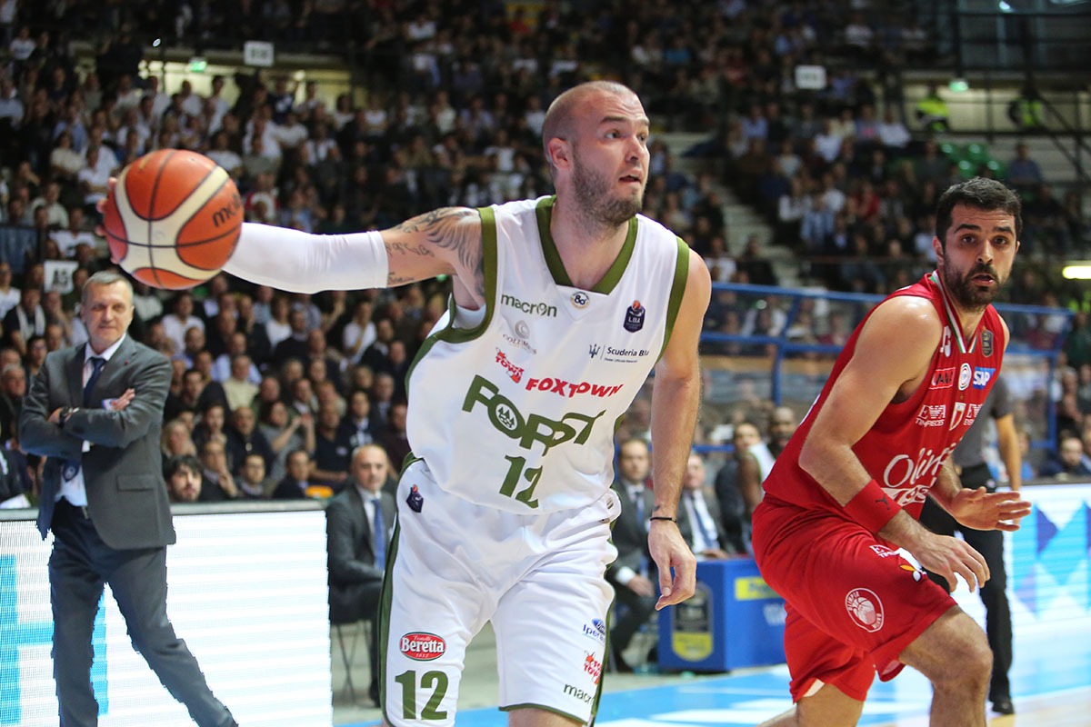 Olimpia Milano vs Cantu