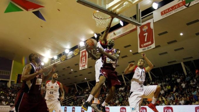 Cocodrilos vs Gigantes cado