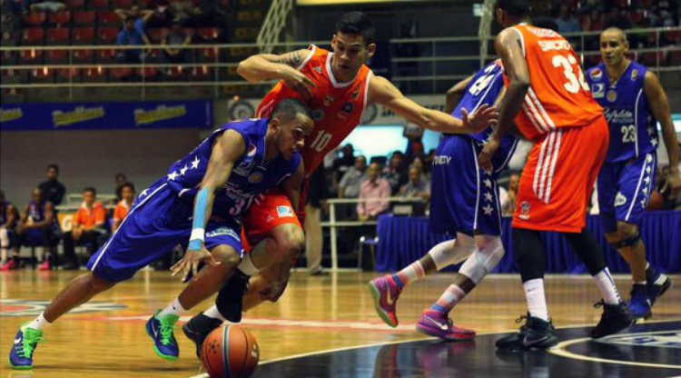 Bucaneros vs Trotamundos