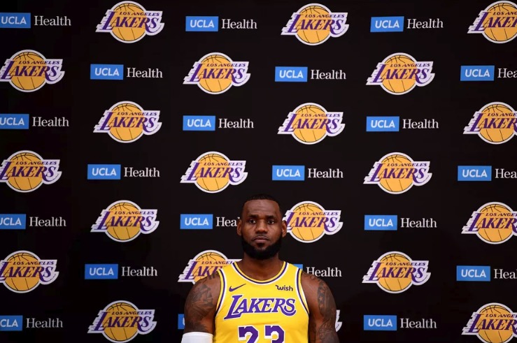 LA Lakers vs Denver Nuggets