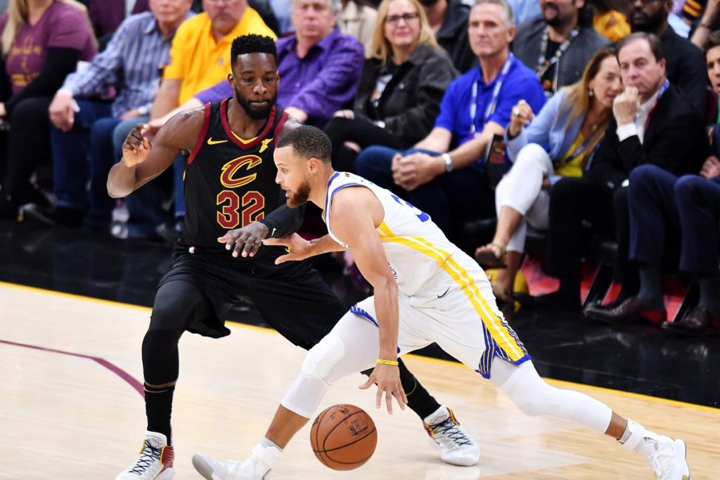 Cleveland Cavaliers vs Golden State Warriors