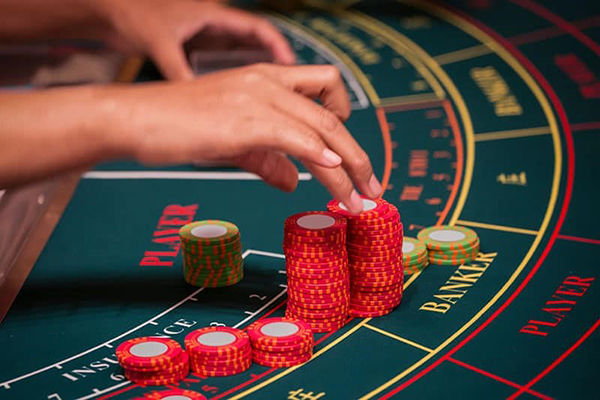 Cách chơi Baccarat đơn giản và khả năng chiến thắng cao cac-loai-game-co-mat-tai-song-bai-casino-truc-tuyen-12bet2
