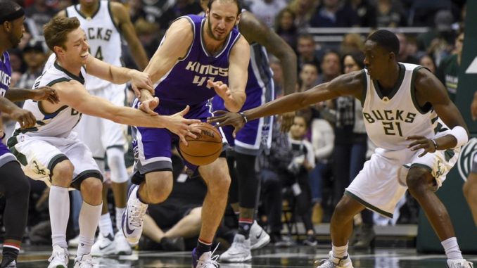 Sacramento Kings vs Milwaukee Bucks Sacramento Kings vs Milwaukee Bucks