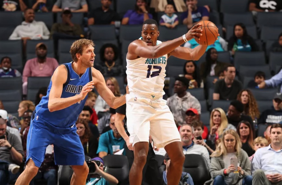 Charlotte Hornets vs Dallas Mavericks