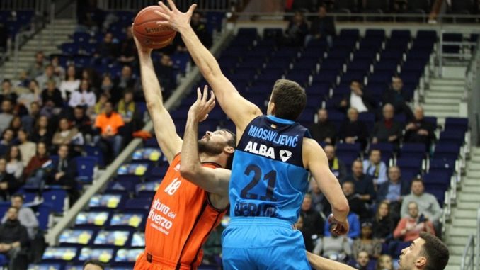 pierre-oriola-valencia-basket-ec16-photo-alba-berlin-jan-buchholz Alba Berlin vs Valencia