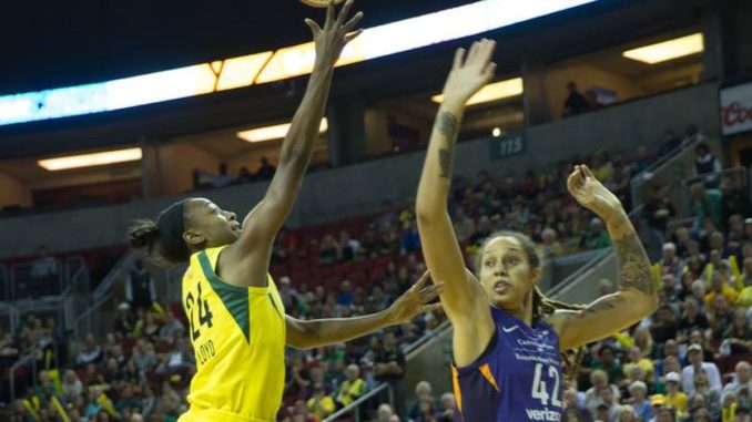 Jewell_Loyd_Phoenix_playoff_Game_1.0