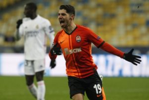 Manor Solomon Arsenal tăng tốc trên đường đua hoàn thành deadline đầu 2021