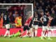 Man Utd tạm biệt ngôi vương nước Anh vì mắc 3 yếu điểm nghiêm trọng