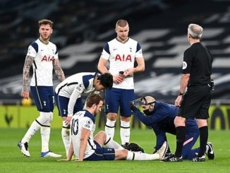 Chấn thương nghiêm trọng của Harry Kane trong trận gặp Liverpool