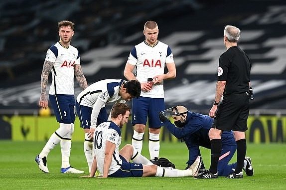 tottenham-thi-dau Chấn thương nghiêm trọng của Harry Kane trong trận gặp Liverpool