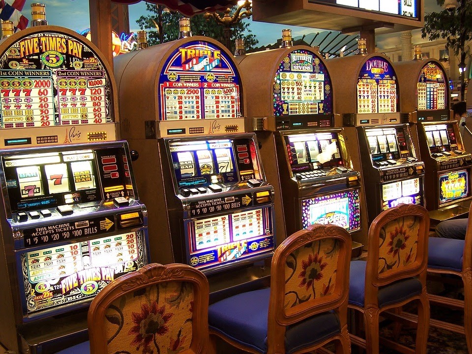 Máy quay hũ đổi thưởng tại Casino. Hướng Dẫn Cách Chơi Quay Hũ Đổi Thưởng Ăn Tiền Cực Dễ