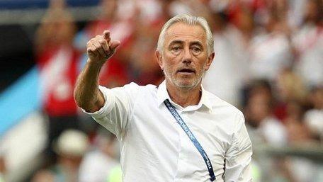 Huấn luyện viên Bert van Marwijk Những Điều Cần Biết Về Đối Thủ Sắp Tới Của Việt Nam Ở WC