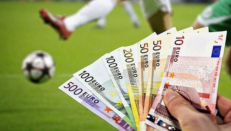 Đội kèo dưới thắng nếu đội khách thắng hoặc có tỷ số trận đấu bằng nhau. Kèo ½ Là Gì? Cách Xem Kèo Chấp Nửa Trái Dễ Hiểu Nhất