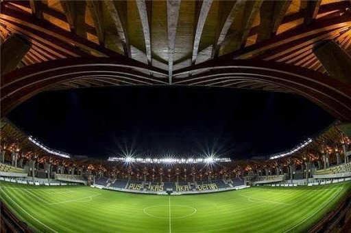 Đây là sân vận động có diện tích lớn nhất trong các sân tham gia đăng cai tổ chức Euro 2021 Điểm Danh Tất Cả Những Sân Vận Động Tổ Chức Euro 2021