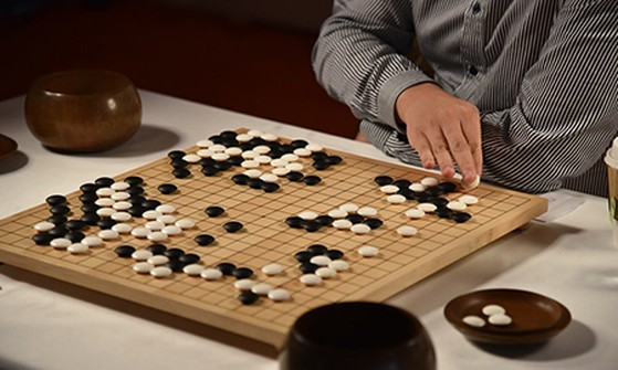 “Khí” trên bàn cờ vây Hướng Dẫn Cách Chơi Đánh Cờ Vây Cơ Bản Cho Người Mới