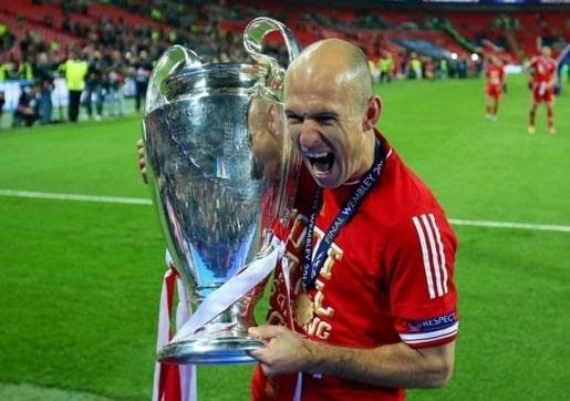 Arjen Robben không thể vui nổi khi khoác áo Chelsea 5 ngôi sao gặp vận đen với Jose Mourinho là những ai