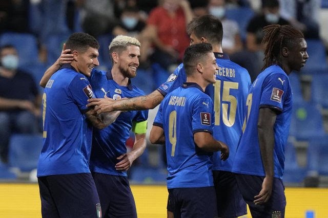 Tuyển Ý đạp đổ kỷ lục của Brazil tại vòng loại World Cup 2022 Ý đạp đổ kỷ lục của Brazil tại vòng loại World Cup 2022