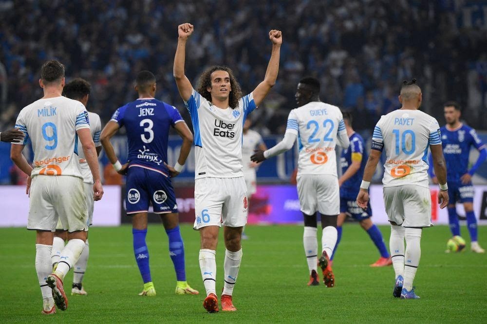 CLB Marseille lấy lại danh dự vòng trước bằng chiến thắng áp đảo Ligue 1 vòng 10: Cục diện thay đổi, nhà giàu thắng thế
