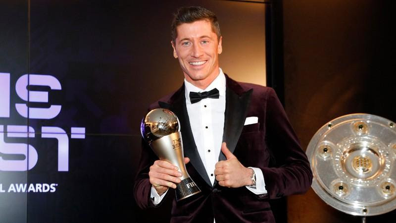 Robert Lewandowski là ứng cử viên tiềm năng cho danh hiệu quả bóng vàng 2021 Cập nhật ứng viên sáng giá cho danh hiệu quả bóng vàng 2021