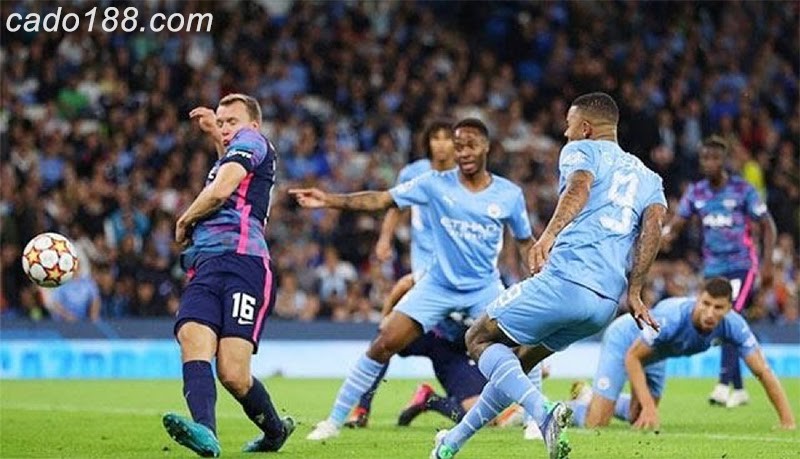 Man City chọn lối mòn trong việc xếp sơ đồ đội hình không tiền đạo Man City – Sức mạnh đáng sợ và những điểm yếu tiềm tàng