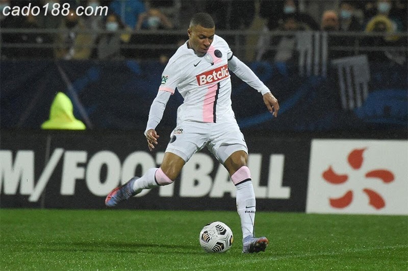 Mbappe đạt kỳ tích ghi 150 bàn thắng trong màu áo PSG Ligue 1: Messi nhiễm Covid, Mbappe cán mốc 150 bàn