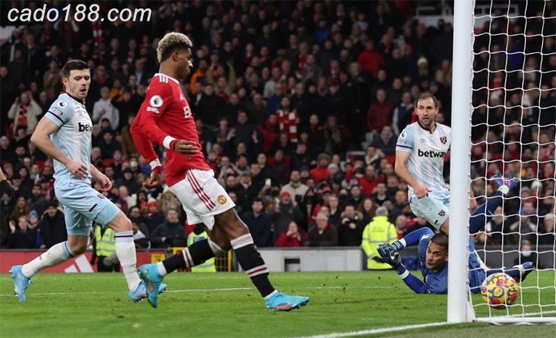 Rashford sẽ phối hợp rất tốt với hàng công của PSG PSG chấm Rashford của MU thay thế cho Kylian Mbappe