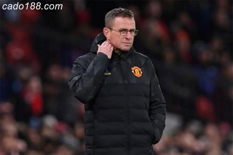 Việc Rangnick quá dễ chịu và thân thiết các cầu thủ cũng khiến ông khó kiểm soát được các mâu thuẫn Man United đang thiếu gắn bó và tổ chức cần khắc phục ngay