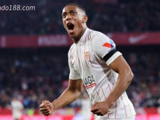 Martial lần đầu ghi bàn giành chiến thắng cho Sevilla
