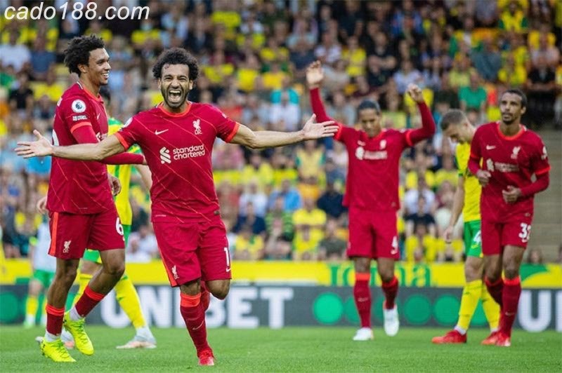 Liverpool đã bám sát Man City trên BXH sau trận đấu với Burnley NHA: MU văng khỏi top 4, Liverpool bám đuôi Man City