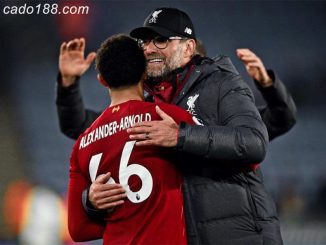 Thầy trò Klopp đang giúp Ngoại hạng Anh bớt buồn chán