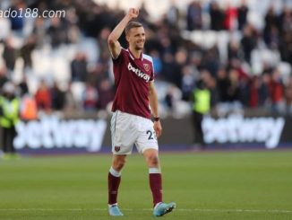 Thắng tối thiểu Wolves, West Ham bám đuổi sát nút MU