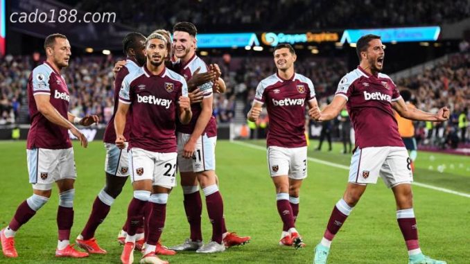 west-ham-co-nguy-co-vang-khoi-top-4 Hòa Leicester, West Ham có nguy cơ văng khỏi Top 4