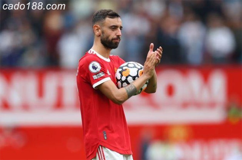 Có phải Man United đang quá vội vàng trong bảng hợp đồng của Bruno Bruno Fernandes ở lại với Man United thêm 5 năm nữa