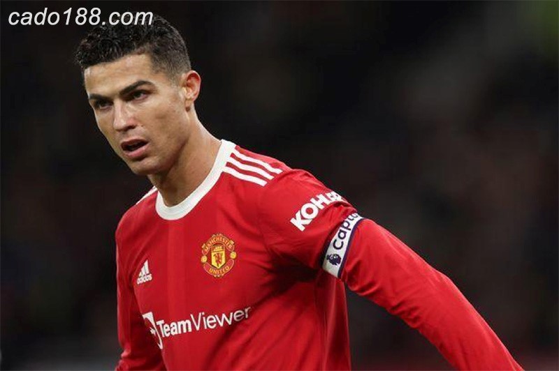 Khả năng Ronaldo về PSG được cho là cao hơn hết các CLB khác Cristiano Ronaldo ấn định thời điểm chia tay Man United