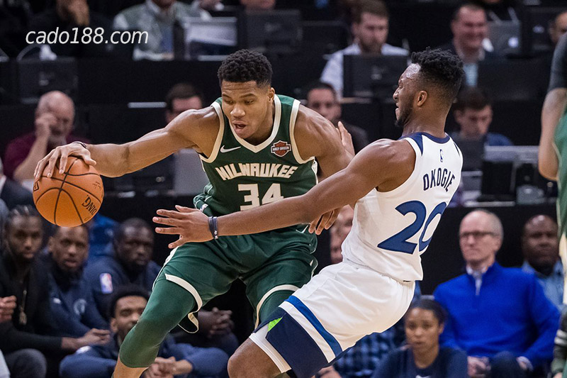 Milwaukee Bucks tiếp tục chễm chệ ở ngôi đầu bảng NBA Soi kèo bóng rổ Minnesota Timberwolves vs Bucks 5/11