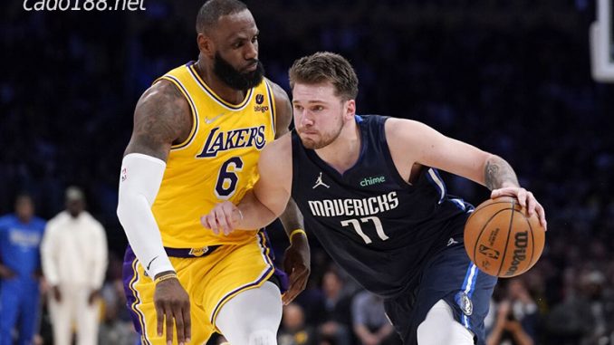 Soi kèo bóng rổ Dallas Mavericks vs LA Lakers Soi kèo bóng rổ Dallas Mavericks vs LA Lakers