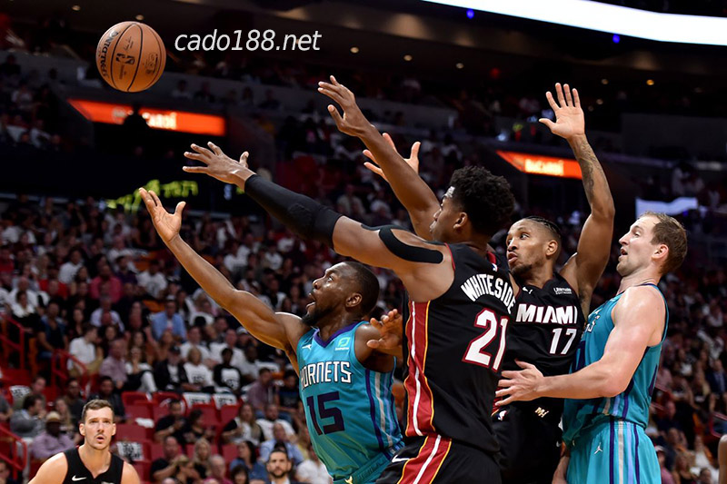 Cho dù phong độ của Hornets lúc này đã có sự cải thiện nhưng khó đánh bại The Heat Soi kèo bóng rổ Charlotte Hornets vs Miami Heat