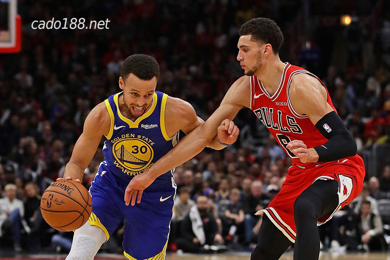 GS Warriors sẽ có chuyến làm khách đến sân nhà đối thủ yêu thích của mình Chicago Bulls Soi kèo bóng rổ Chicago Bulls vs GS Warriors