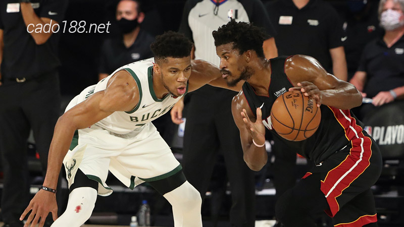 Khó khăn vẫn còn chờ đón thầy trò HLV Erik Spoelstra trong trận đấu tiếp theo khi phong độ của Milwaukee Bucks rất cao Soi kèo bóng rổ NBA Milwaukee Bucks vs Miami Heat ngày 25:2