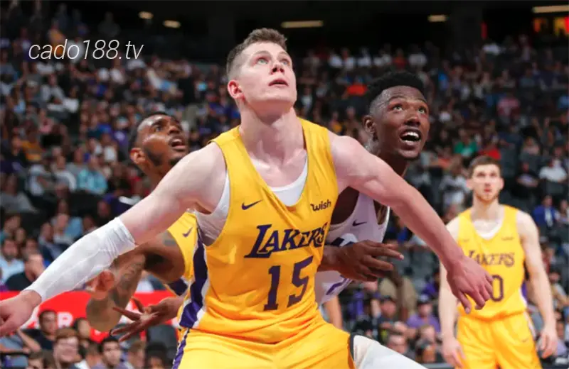 Victor Wembanyama sẽ không thi đấu ở chặng NBA Summer League tại thành phố Sacramento Soi kèo bóng rổ NBA Summer League LA Lakers vs SA Spurs 6_7
