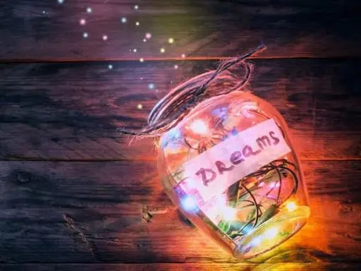 Mơ thấy mất xe máy là điềm báo điều gì? Mơ thấy mất xe máy