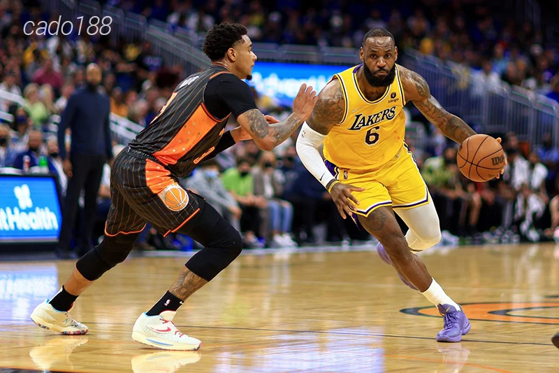 Orlando Magic tìm lại cảm giác chiến thắng sau 2 thất bại sít sao trước Lakers và Clippers Soi kèo bóng rổ NBA Orlando Magic vs LA Lakers ngày 5:11