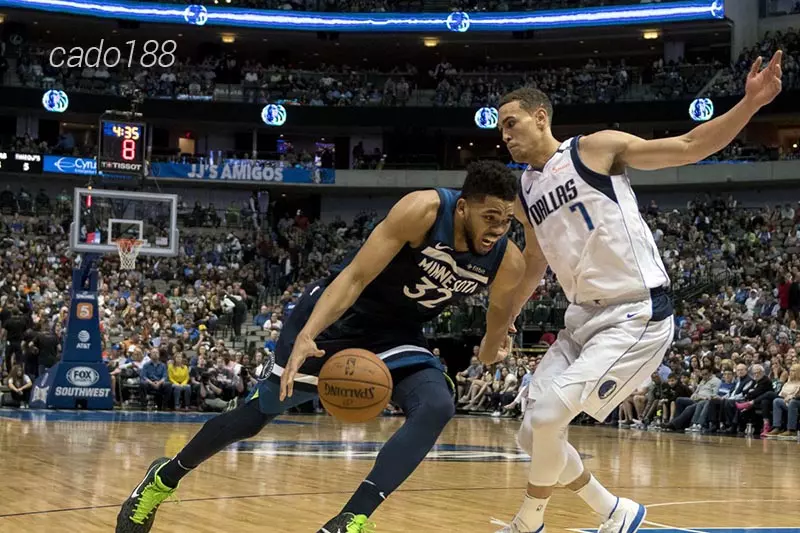 Kyrie Irving vừa trở lại không lâu thì Luka Doncic lại dính chấn thương Soi kèo bóng rổ Dallas Mavericks vs Minnesota Timberwolves 8_1