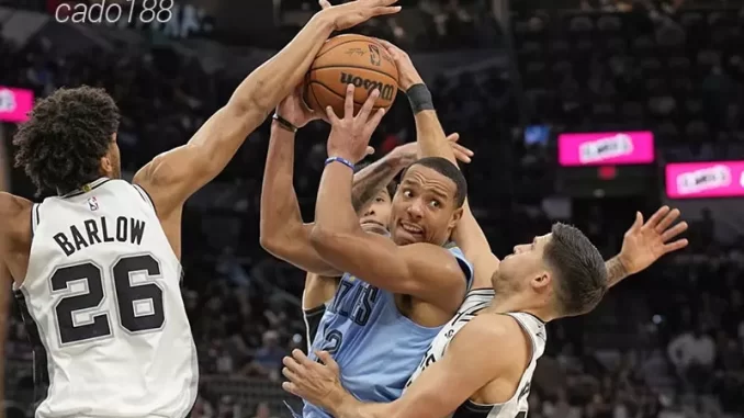 Soi kèo bóng rổ Memphis Grizzlies vs San Antonio Spurs 3_1 Soi kèo bóng rổ Memphis Grizzlies vs San Antonio Spurs 3_1