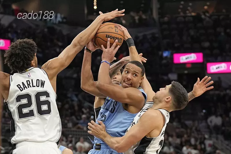 San Antonio Spurs sẽ là đối thủ vừa miếng cho Bầy Gấu trong vòng đấu tiếp theo Soi kèo bóng rổ Memphis Grizzlies vs San Antonio Spurs 3_1