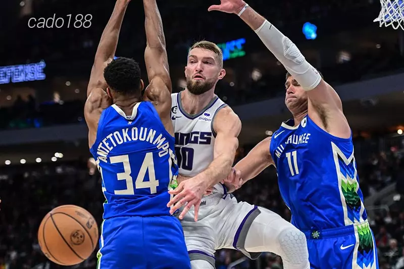 Giannis Antetokounmpo lên tiếng mạnh mẽ giúp Bầy Hươu thoát khỏi chuỗi phong độ đáng thất vọng Soi kèo bóng rổ Milwaukee Bucks vs Sacramento Kings 15_1