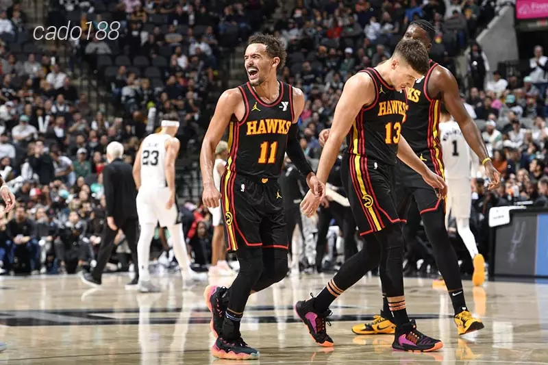 Atlanta Hawks đã có màn trình diễn vô cùng đáng trách trước đội bóng dưới cơ Washington Wizards Soi kèo bóng rổ NBA Atlanta Hawks vs San Antonio Spurs 16_1