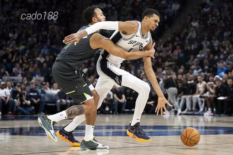 Minnesota Timberwolves và Oklahoma City Thunder đang cạnh tranh rất gắt gao cho vị trí dẫn đầu BXH miền Tây Soi kèo bóng rổ NBA SA Spurs vs Minnesota Timberwolves 28_1